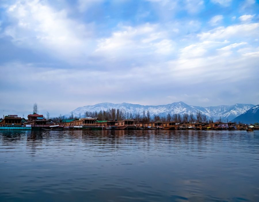 landscape-dal-lake-srinagar-2149844.jpg